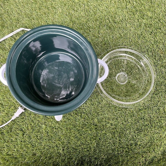 Rival 2-quart Slow Cooker Crock Pot Model 3122CH Chili Pepper Design With Box - Picture 3 of 10